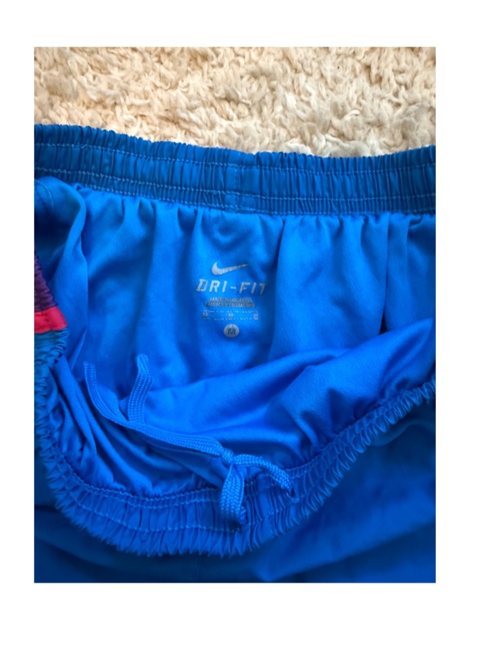 Nike Women's Multi Shorts Size Small - Picture 4 of 4
